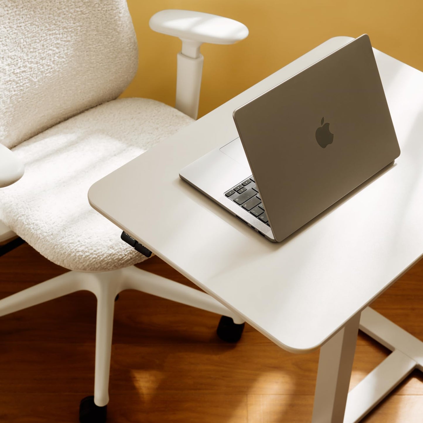 TopJob ANYDESK FOLD standing desk, portable, foldable, lockable wheels.